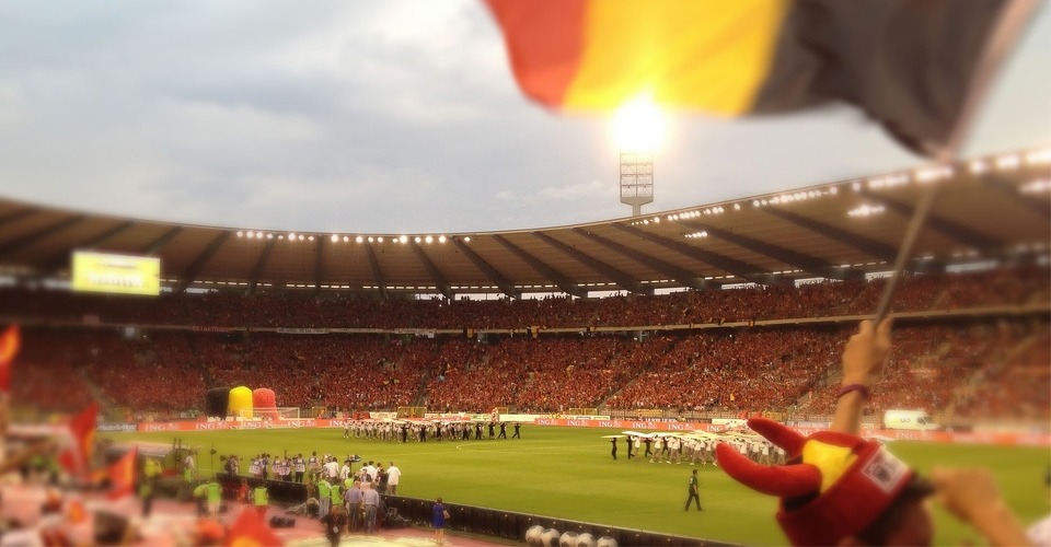 drone boven stadion belgië israël albanië servië