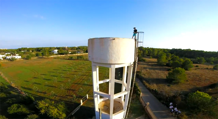 Watertoren Ibiza is vette FPV racing gate