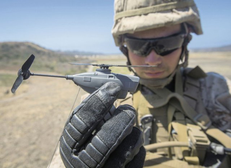 Defensie schaft Black Hornet minidrones aan